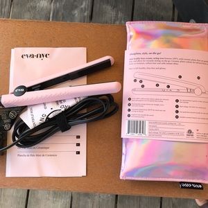 Eva NYC mini flat iron